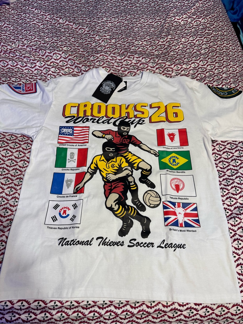 Crooks and castles shirt